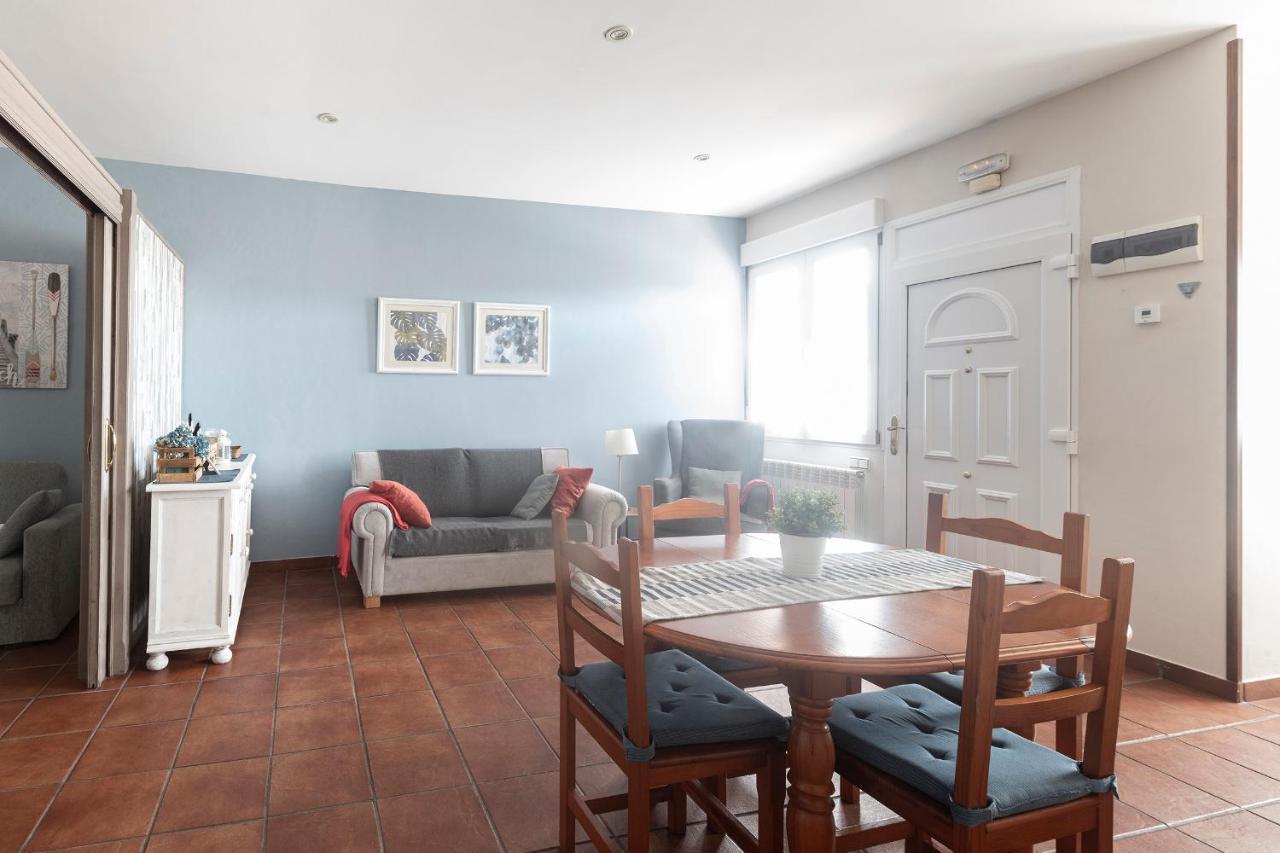 Apartamentos Turisticos La Flor Muros de Nalón エクステリア 写真
