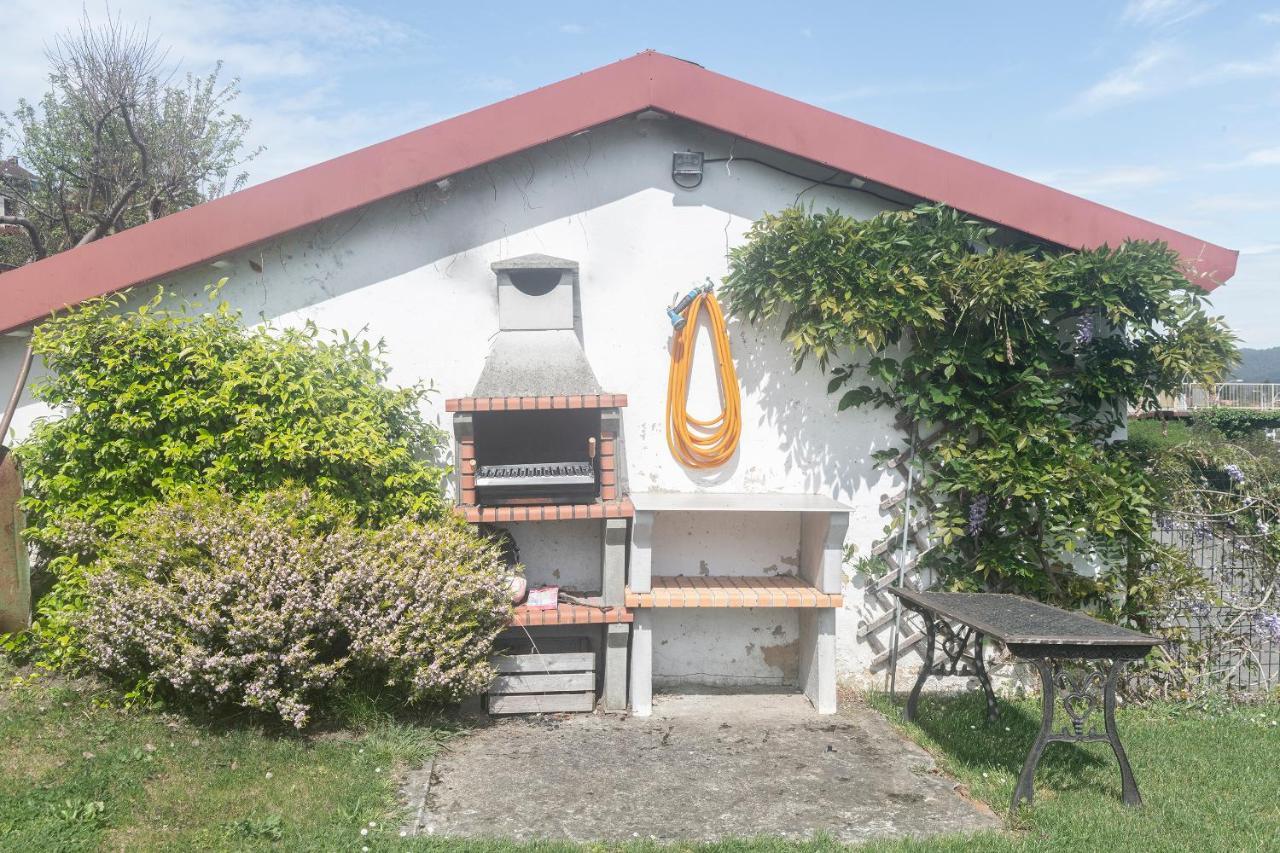 Apartamentos Turisticos La Flor Muros de Nalón エクステリア 写真